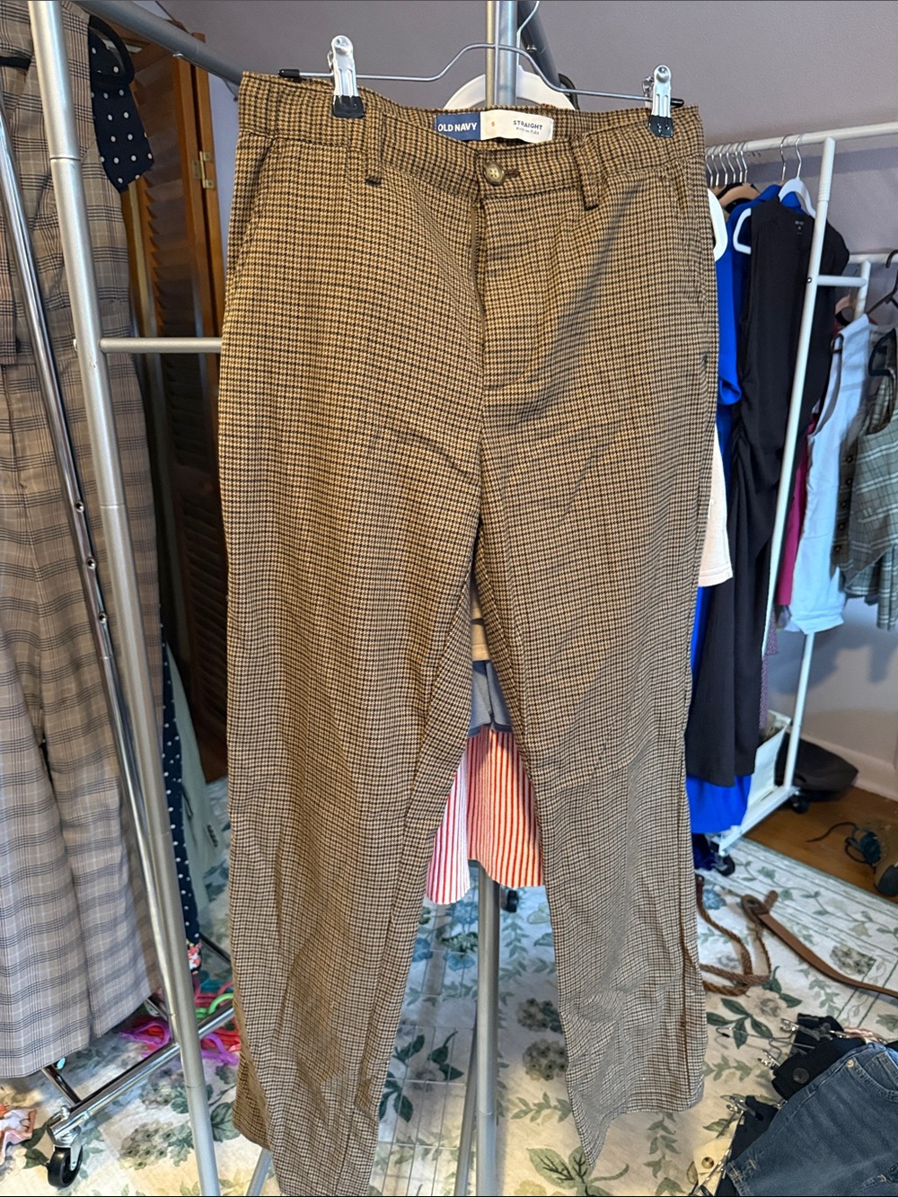 Old Navy Women’s Tan and Black Micro-Check Chino Pants